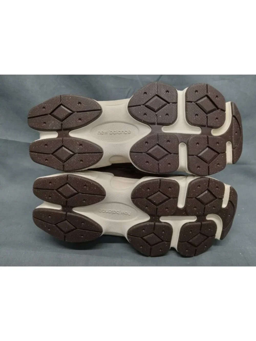 New Balance 9060 (GS) Sneakers G9060SFP Brown Brown Boys Size 5 NEW IN BOX!